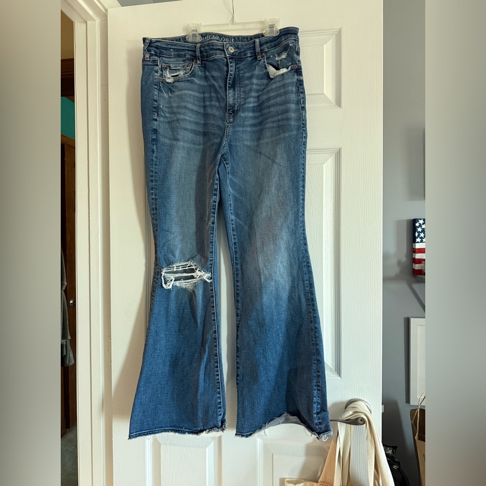 American Eagle Stretch Super Hi RiseFlare Distressed Blue Jeans